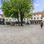 Charming Rooftop Apartment In Heart Of Stavanger