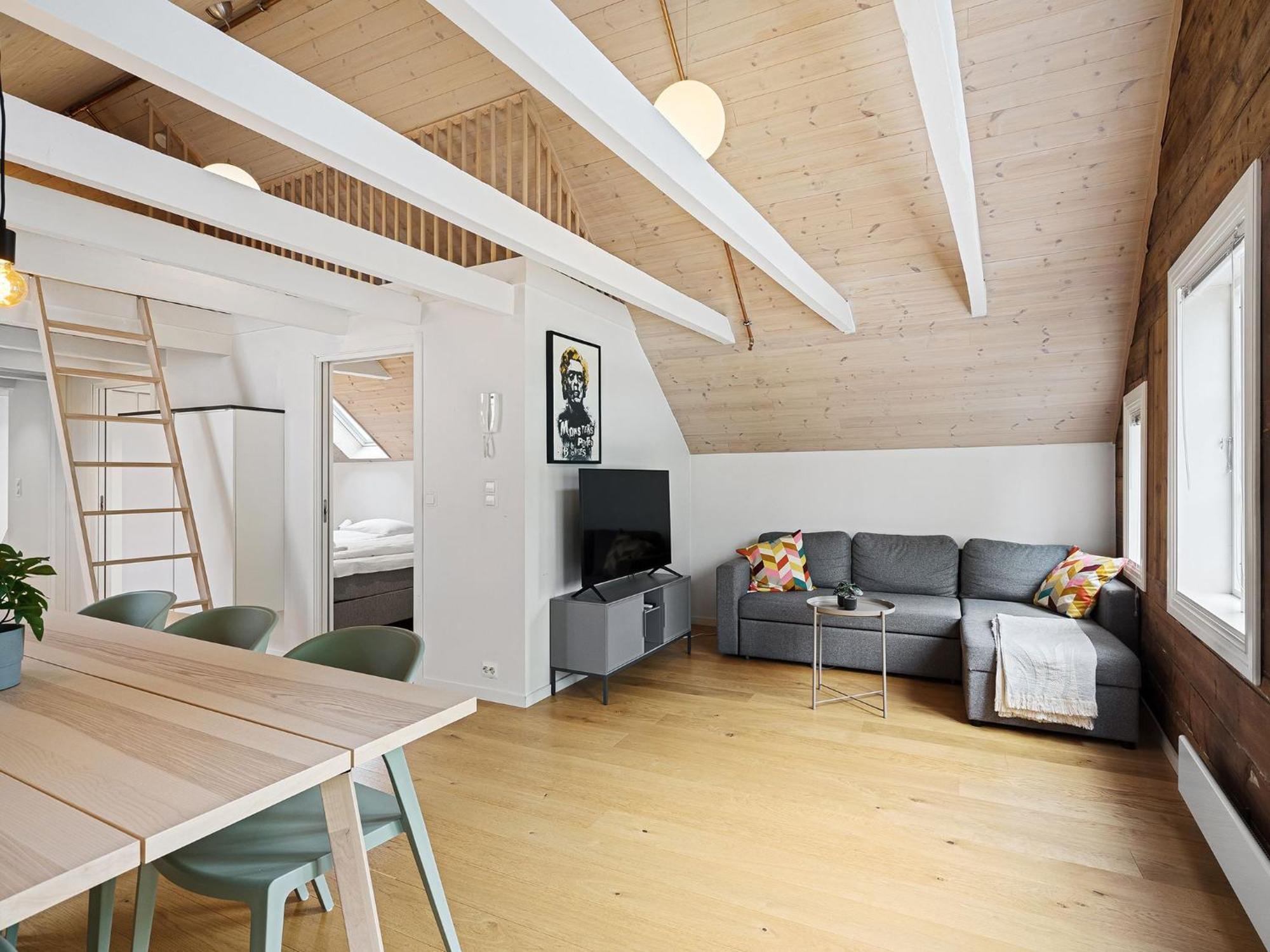 Charming Rooftop In Heart Of *