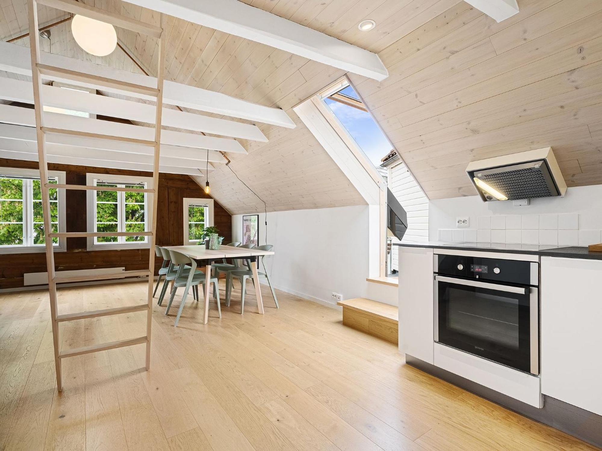 Charming Rooftop In Heart Of Leilighet